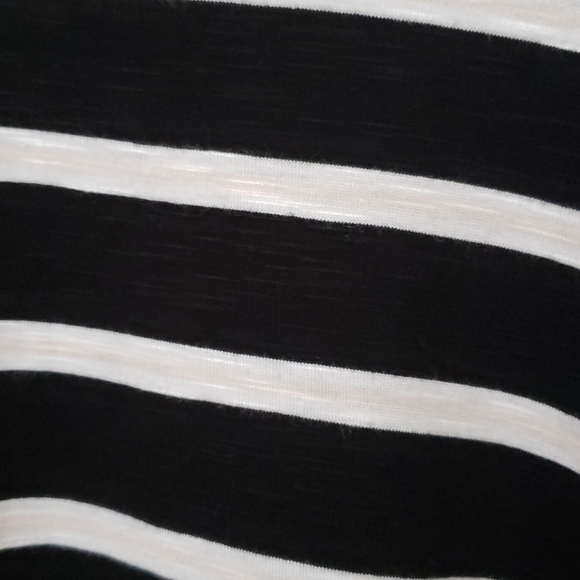 WHBM Women's Tunic Tee - Picture 2 of 6